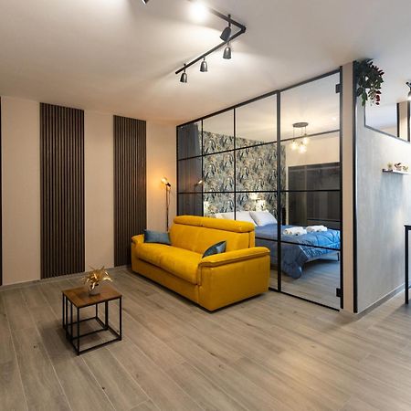 Urban Chic Luxury Suite Apartments ローマ エクステリア 写真