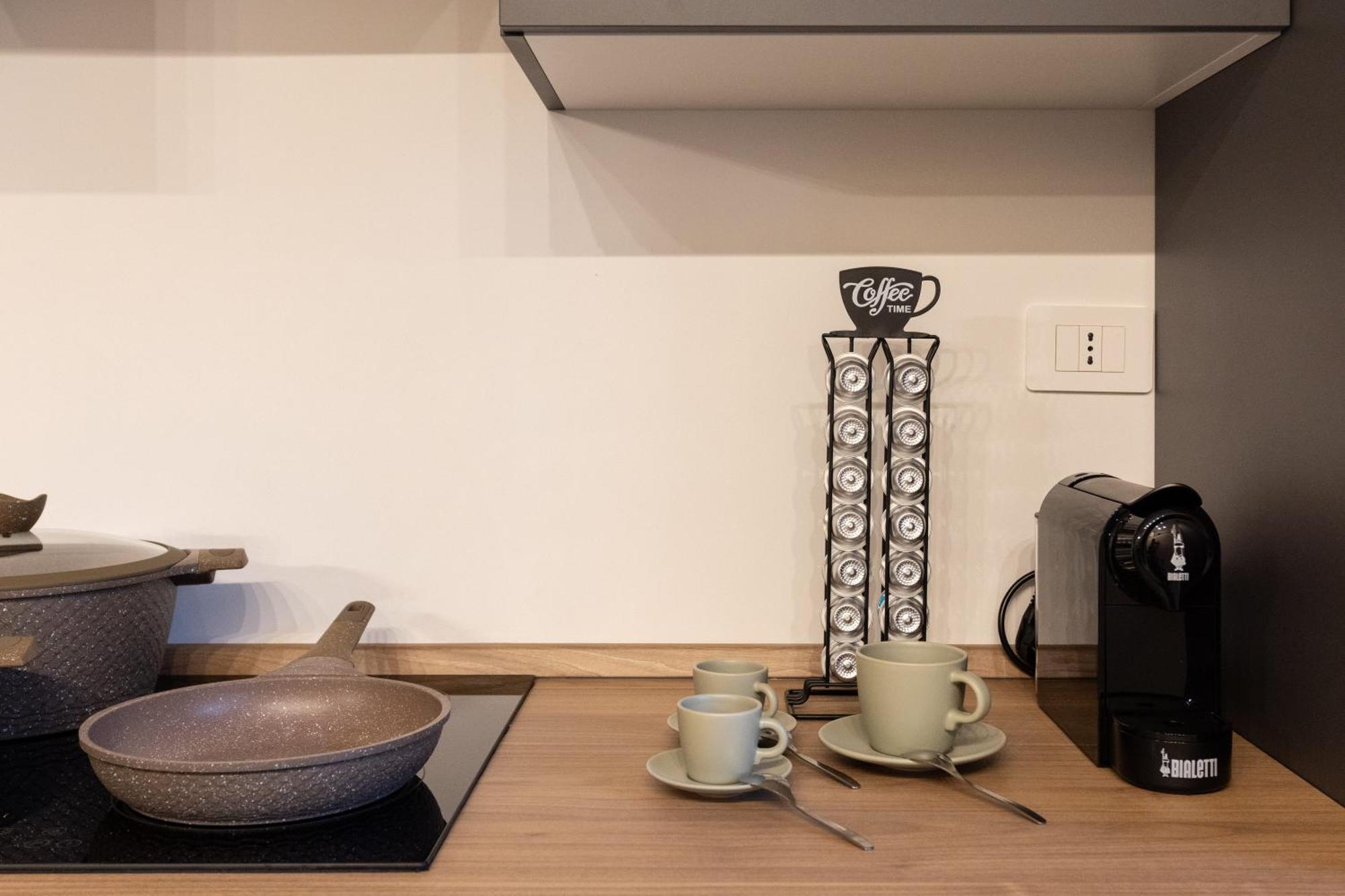 Urban Chic Luxury Suite Apartments ローマ エクステリア 写真
