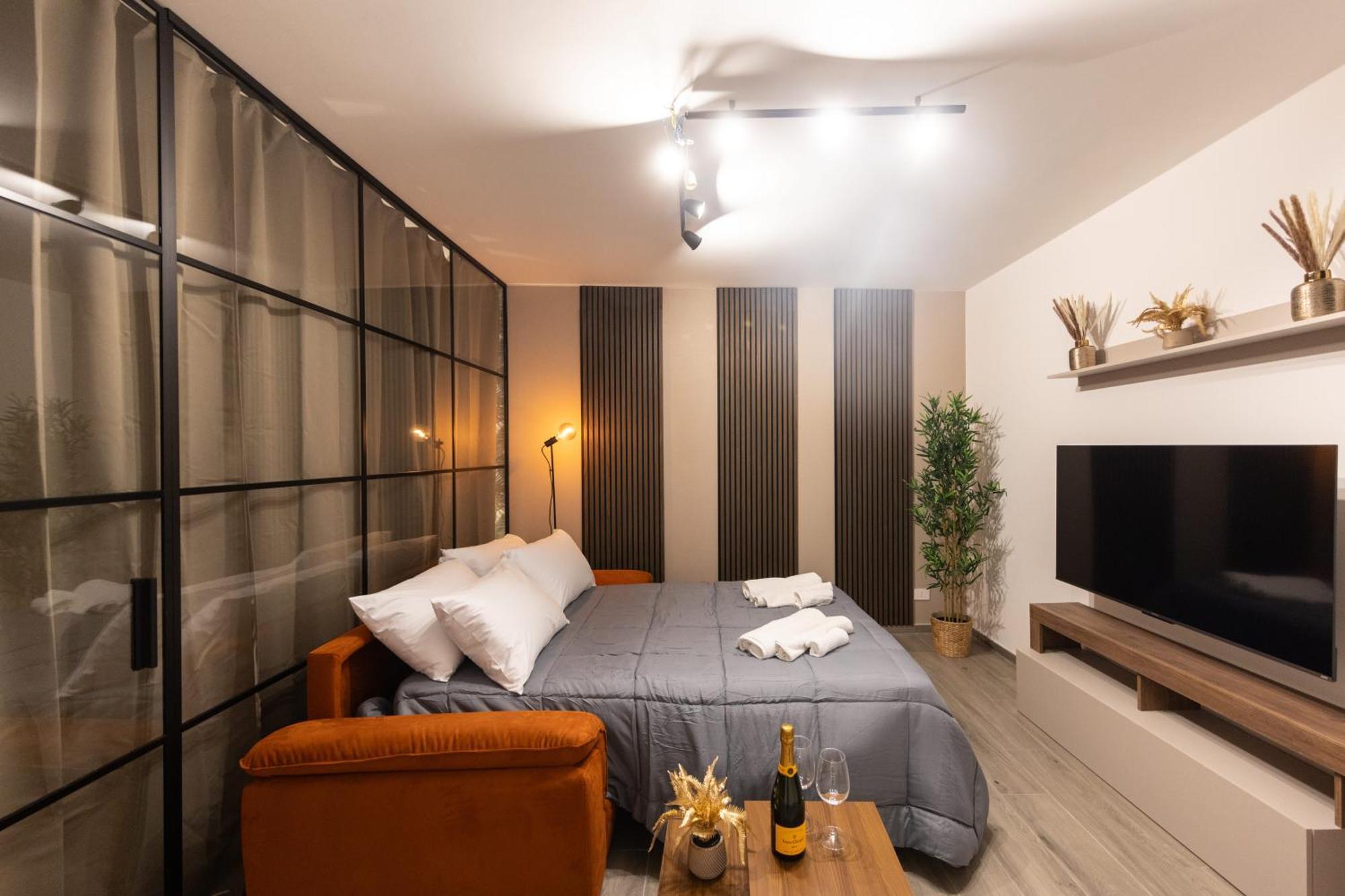 Urban Chic Luxury Suite Apartments ローマ エクステリア 写真